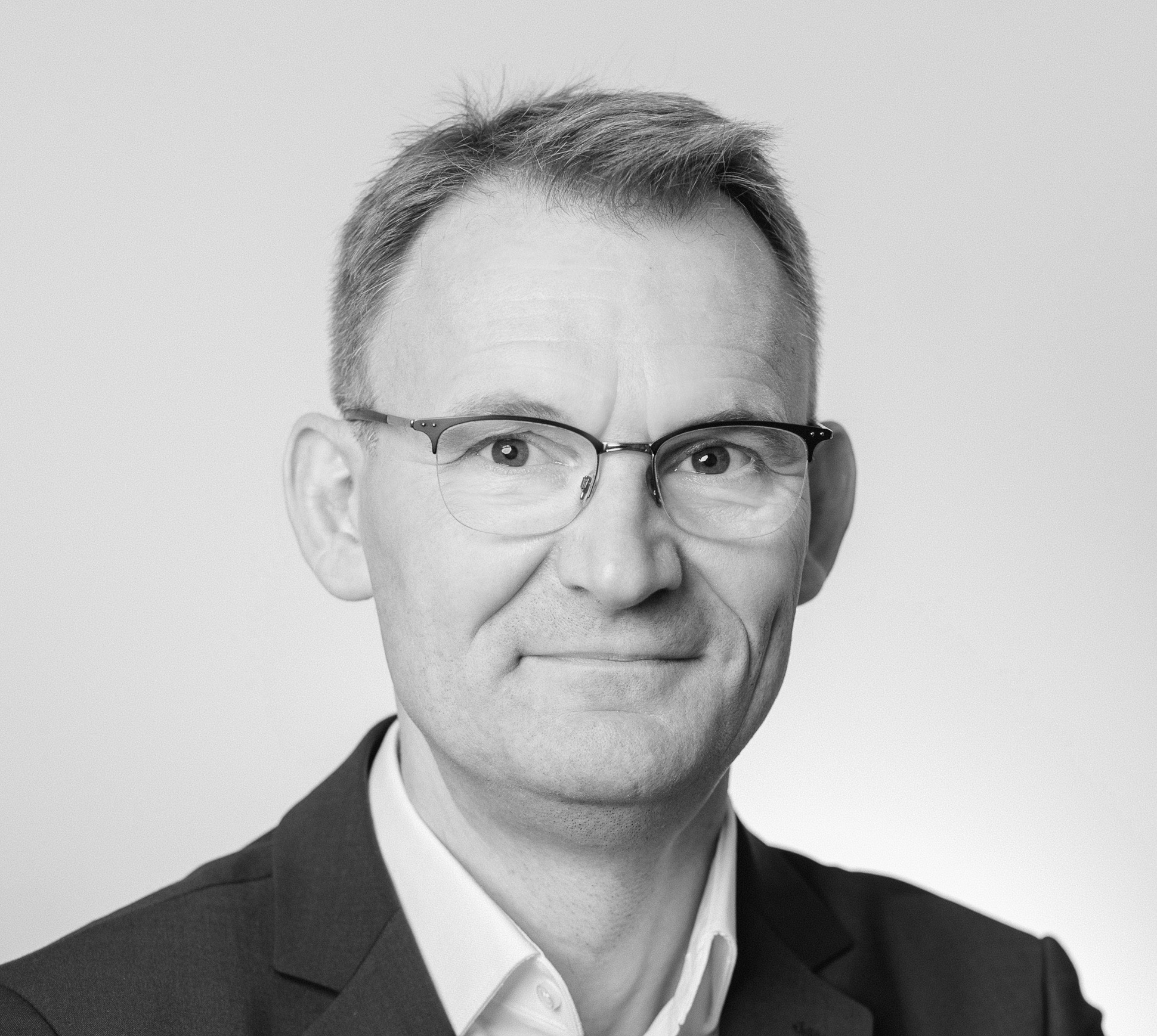 003_BUSINESS_BUCHLOH_JOCHEN_190730-sw
